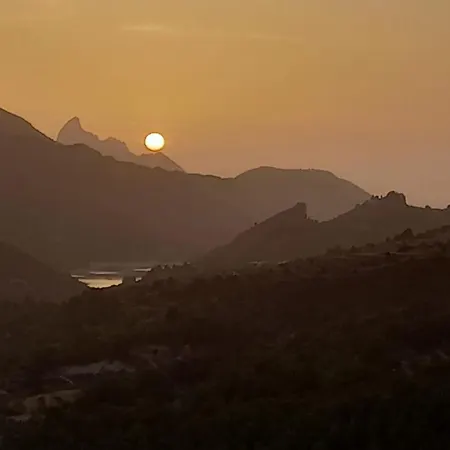 La Vall * Caserío Abdet