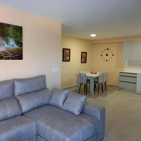 La Vall Apartment *